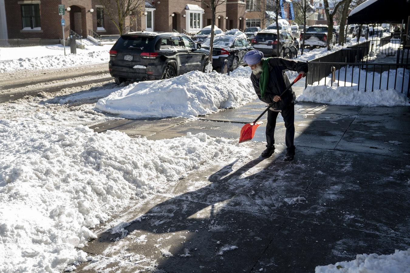 美国暴雪（美国暴雪40厘米）